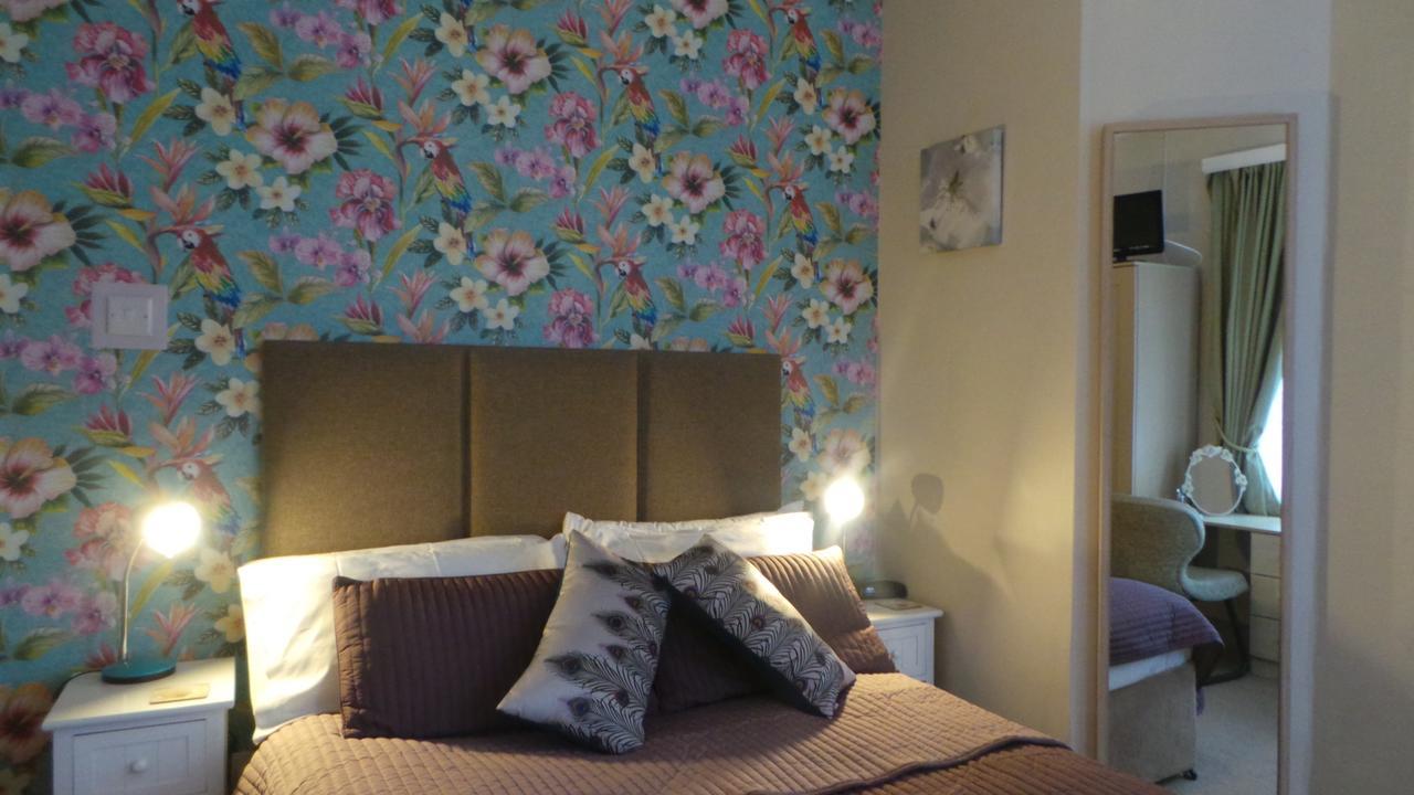 The Cherry Tree Guest House 이스트본 외부 사진
