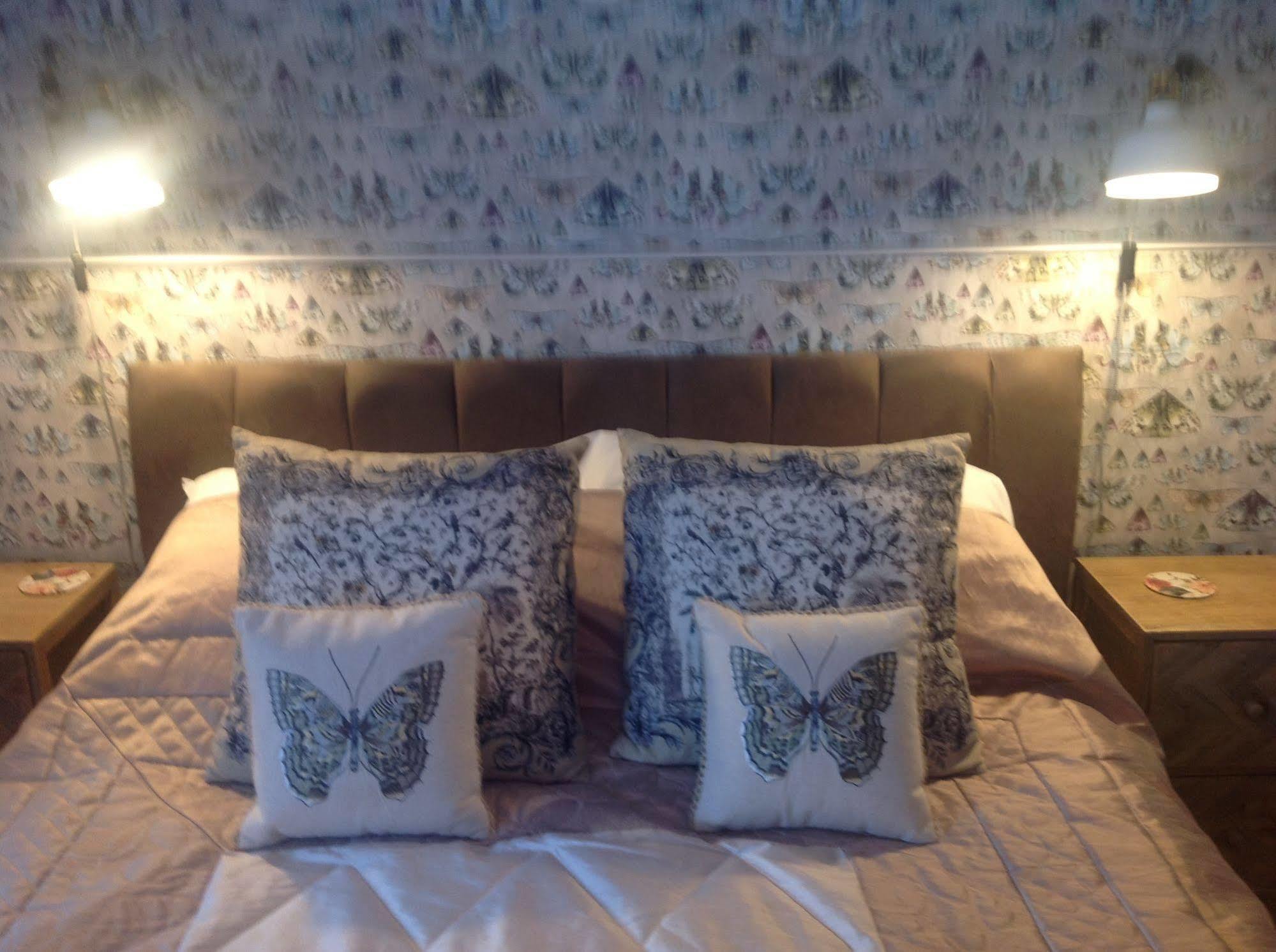 The Cherry Tree Guest House 이스트본 외부 사진