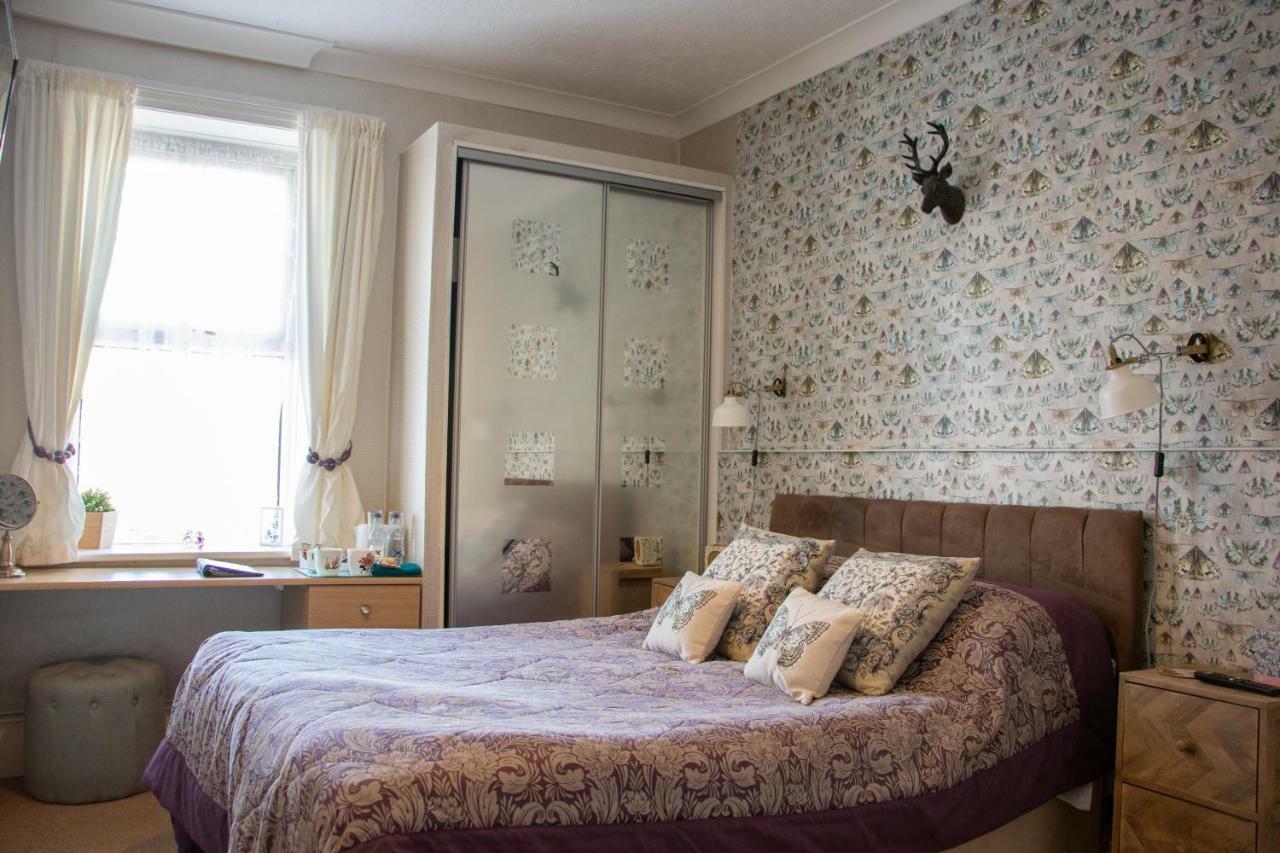 The Cherry Tree Guest House 이스트본 외부 사진